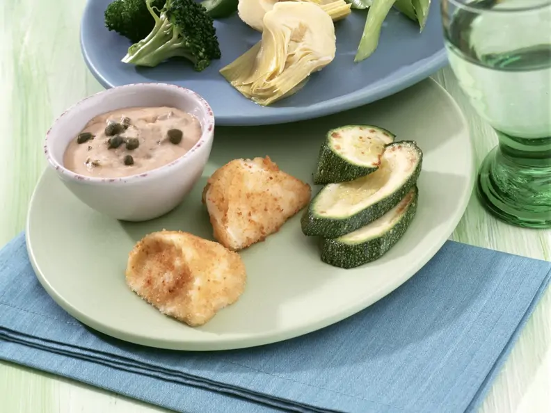Mozzarella-Fondue mit Gemüse und Thunfisch-Mayonnaise