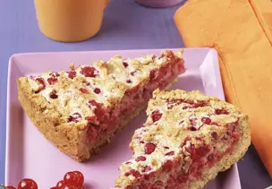Johannisbeer-Haselnusskuchen