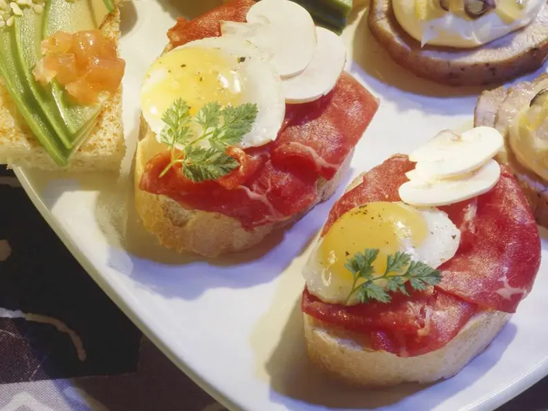 Carpaccio-Brote