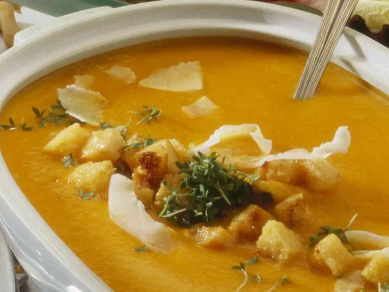Möhren-Kokossuppe