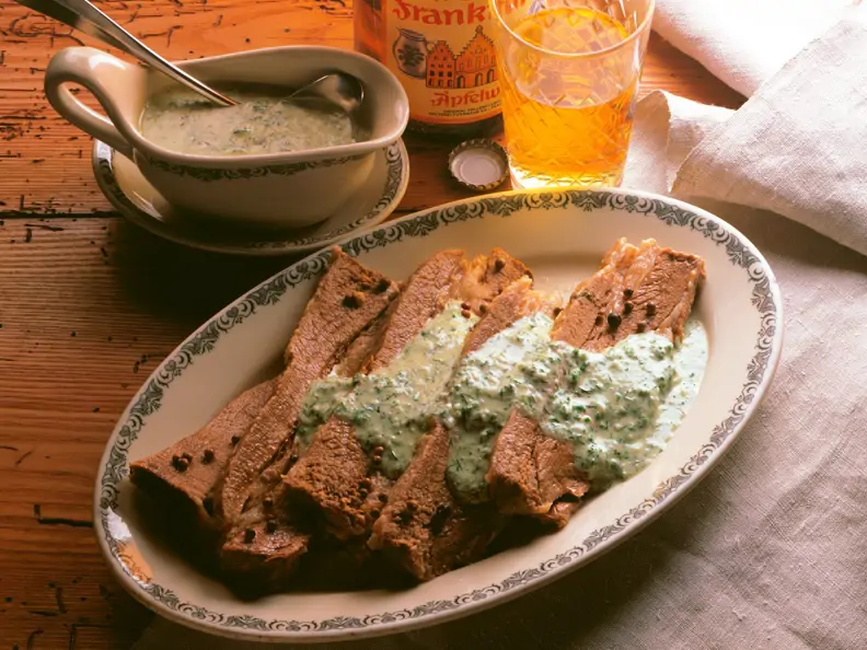 Tellerfleisch mit Kräutersauce
