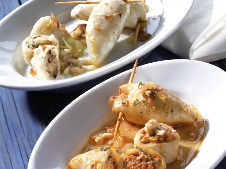Gefüllter Tintenfisch mit Reis