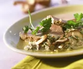 Rinderfilet mit Petersilien-Pilz-Sauce
