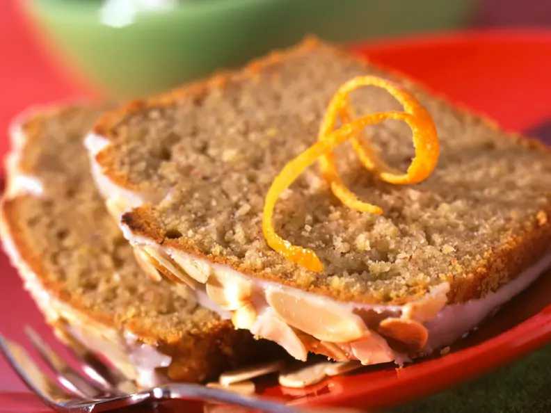 Nuss-Gewürz-Kuchen