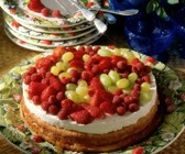Beerentorte mit Quarkcreme