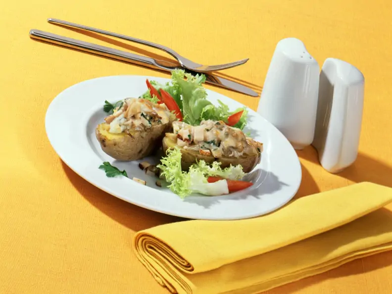 Gratinierte Kartoffeln mit Austernpilz-Filet-Füllung