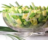 Käse-Avocado-Salat