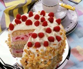 Himbeerquarktorte