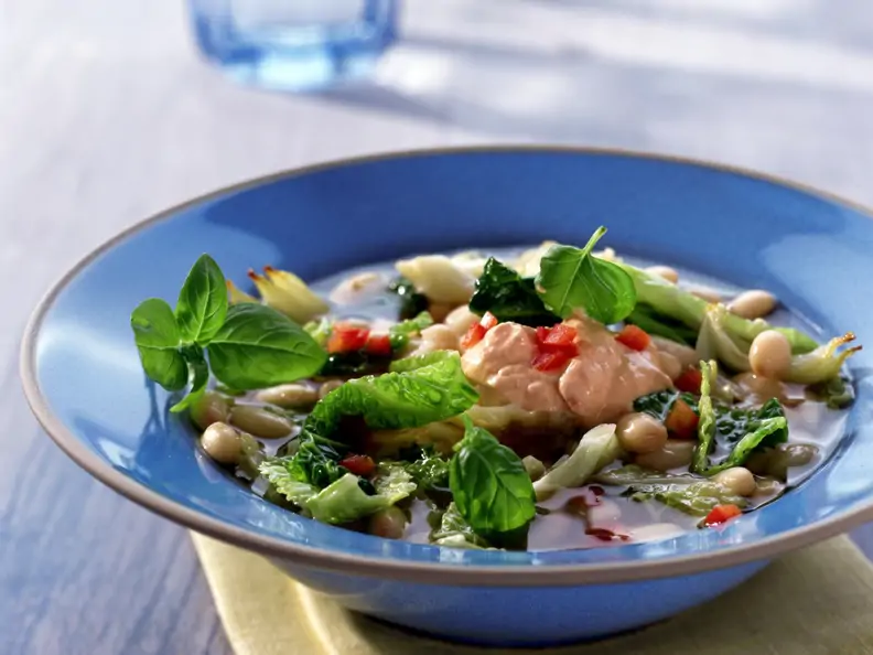 Wirsing-Bohnen-Minestrone