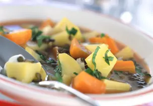 Linsen-Kartoffel-Gulasch