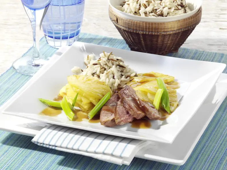 Entenbrust auf gebratener Ananas