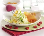 Kartoffelschnee mit Lachskaviar und Räucherlachs