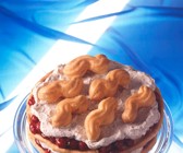 Kirschtorte mit Mohnsahne