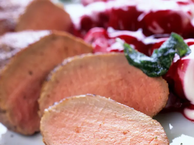 Rinderfilet mit Sahne-Rotkohl