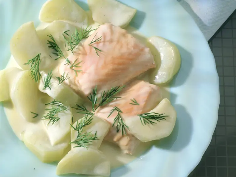 Lachsfilet mit Kohlrabi