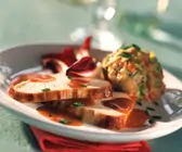 Putenbraten mit Gemüse-Semmelknödel