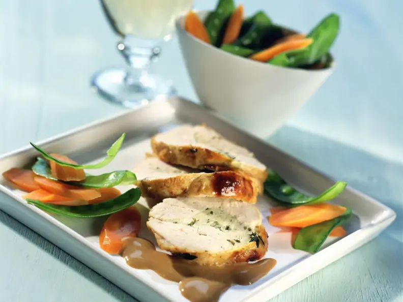 Brathähnchen mit Quarkfüllung