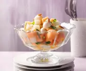Melonen-Mozzarella-Salat mit gerösteten Mandeln