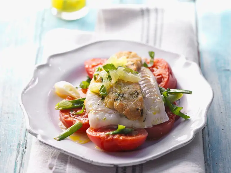 Fischfilet mit Limetten-Salsa und Schmortomaten