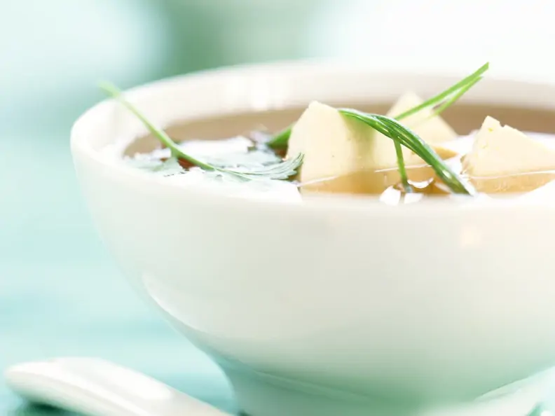 Tofu-Suppe