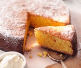 Saftiger Kürbis-Mandelkuchen