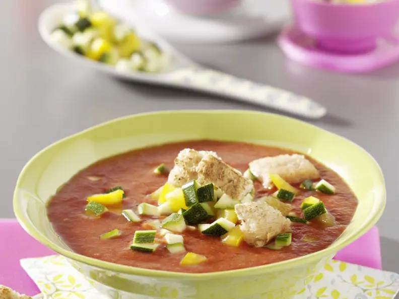 Kalte Tomaten-Paprika-Suppe