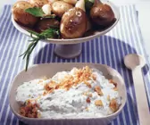 Knoblauchkartoffeln mit Zwiebelquark