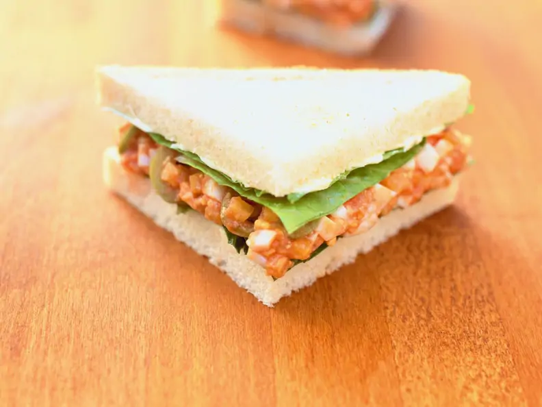 Tomaten-Ei-Sandwich