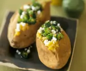 Ofenkartoffeln mit Schafskäse-Brokkoli-Füllung