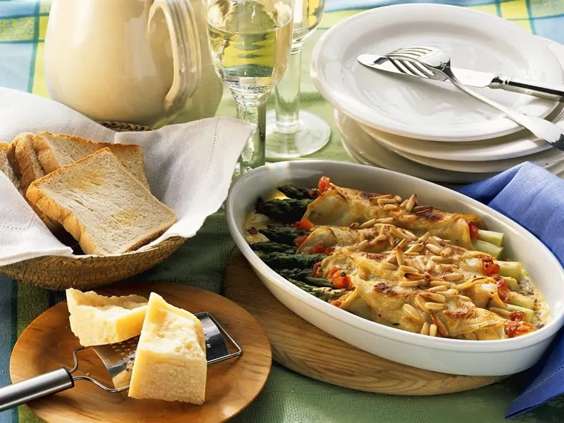 Überbackene Spargel-Pfannkuchen