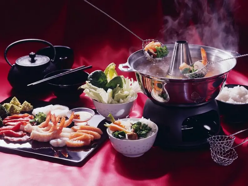 Chinesisches Fischfondue