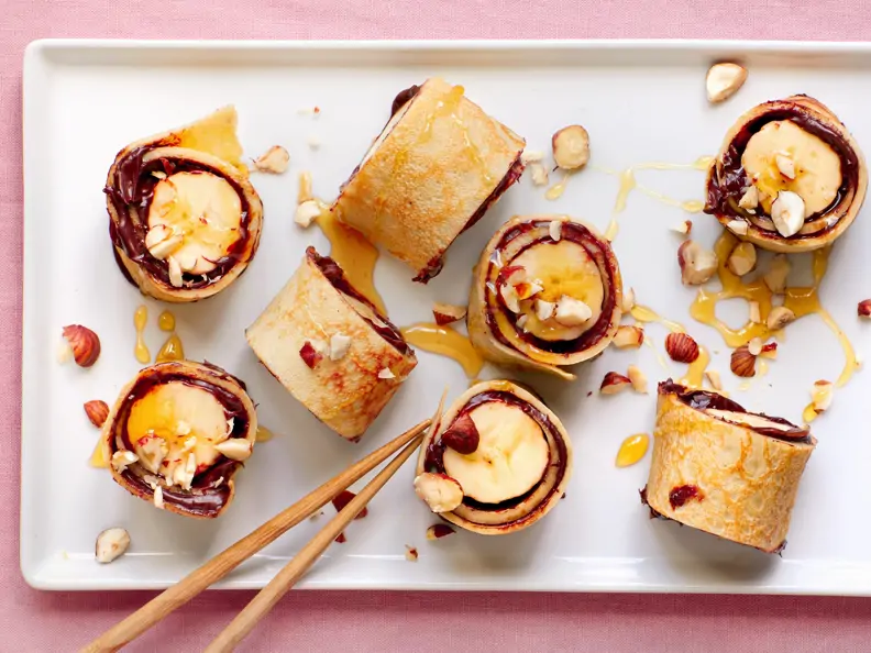 Süße Pfannkuchenröllchen
