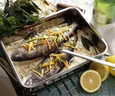 Forellen mit Weinsauce