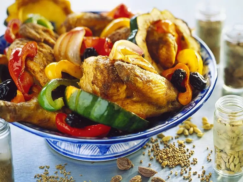 Poularde mit Paprikagemüse
