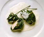 Zander im Pak Choi-Mantel