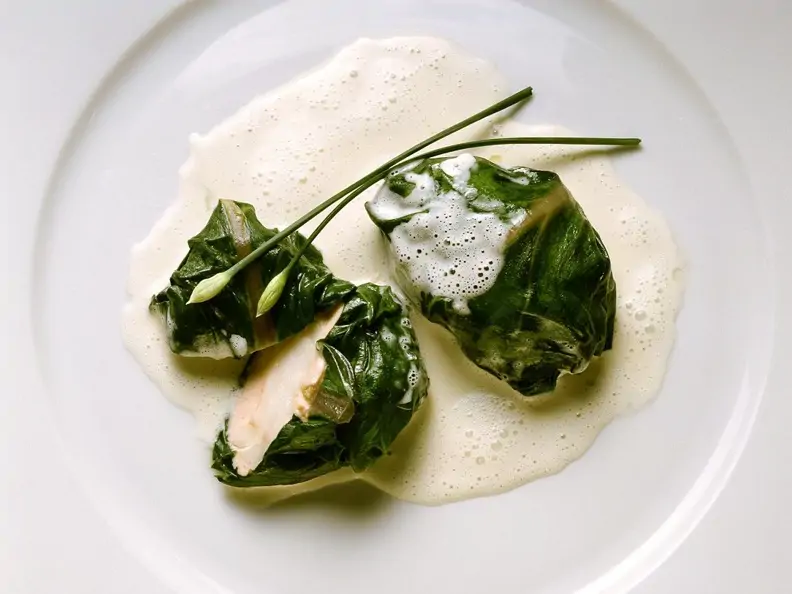 Zander im Pak Choi-Mantel