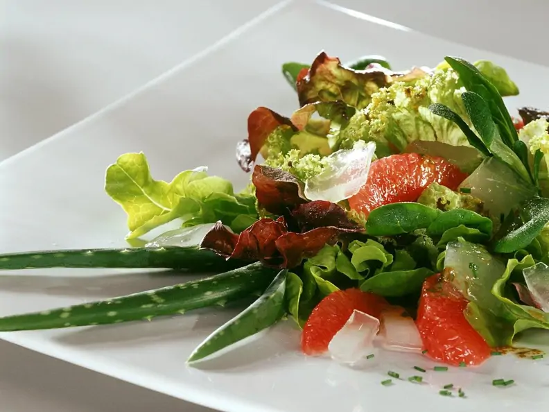 Blattsalat mit Aloe Vera