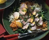 Pochiertes Kalbsfilet mit Gemüse