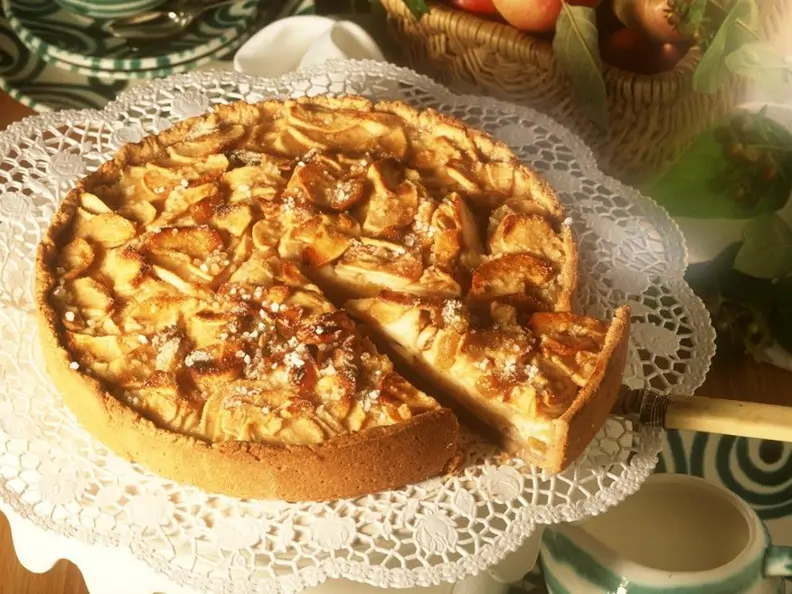 Omas Walnuss-Apfelkuchen