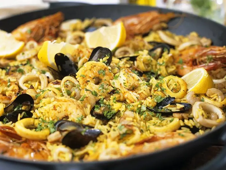 Feurige Paella