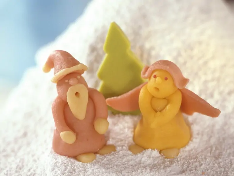 Weihnachtliche Marzipanfiguren