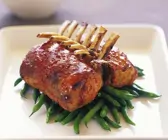 Lamm in Joghurtmarinade mit Bohnen