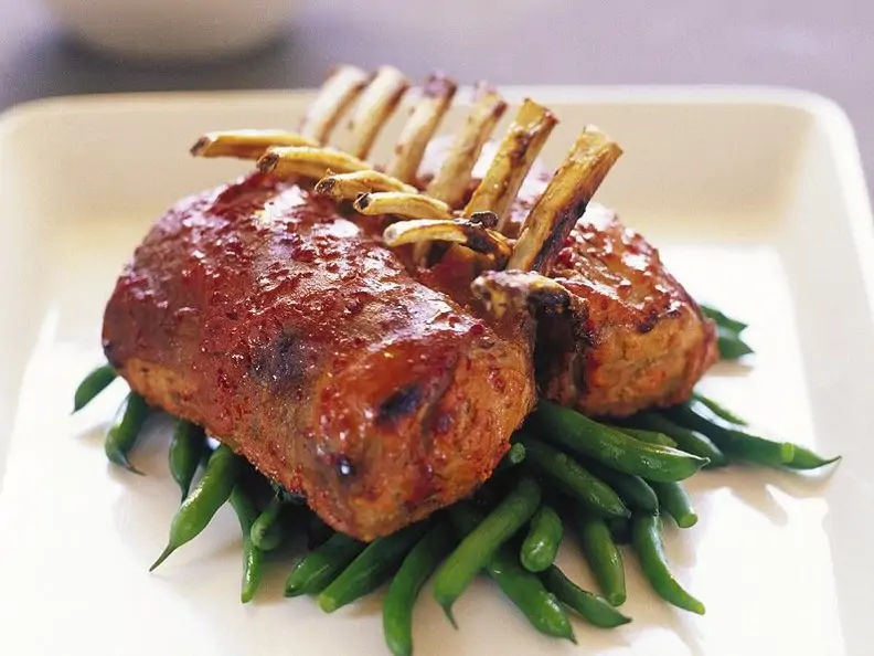 Lamm in Joghurtmarinade mit Bohnen
