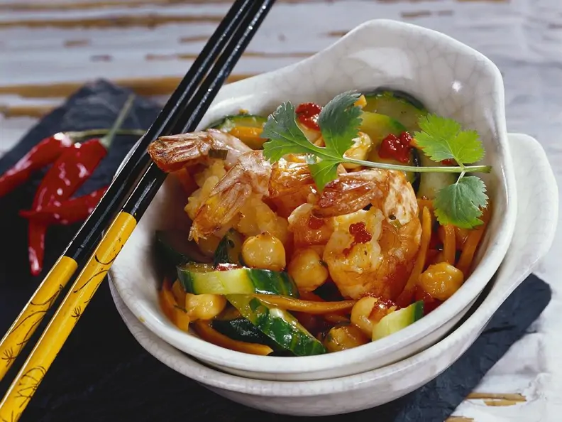 Granelen mit Gemüse aus dem Wok