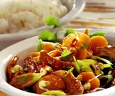 Rinderfilet mit Gemüse und Pilzen aus dem Wok