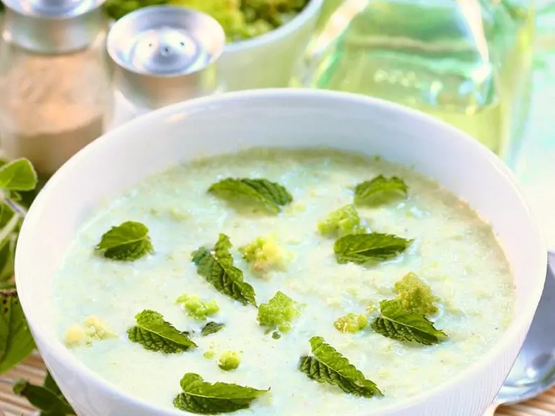Blumenkohl-Romanescosuppe