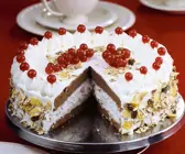 Johannisbeer-Sahnetorte