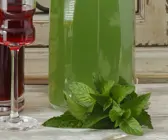 Likör mit Minze