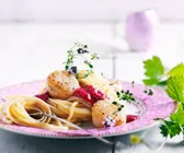 Fruchtige Nudeln mit Muscheln