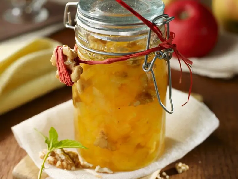Apfel-Nuss-Konfitüre